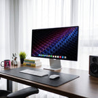 Notturno — Apple Studio Display, scena scrivania