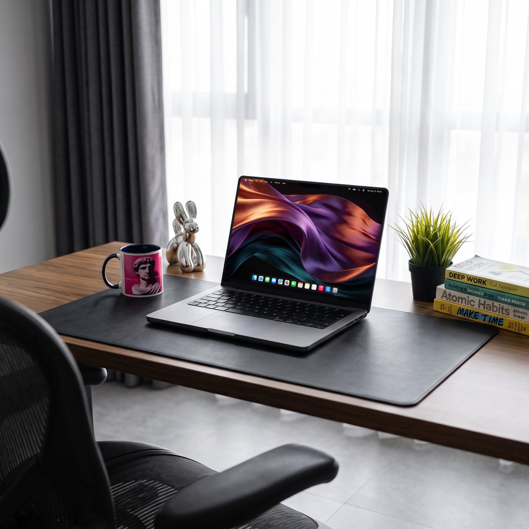 Seta — MacBook, scena scrivania