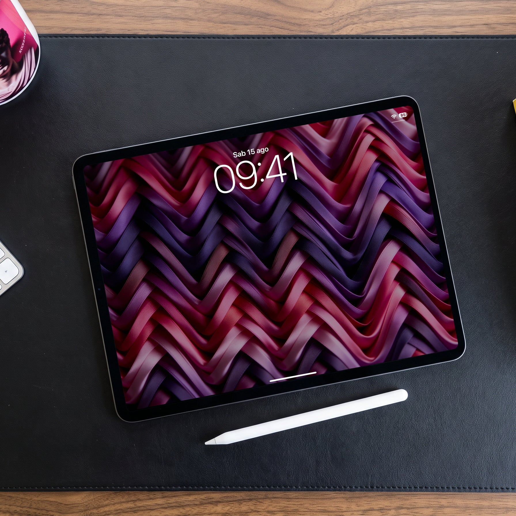 Trama — iPad, scena scrivania