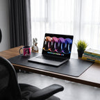 Lente — MacBook, scena scrivania