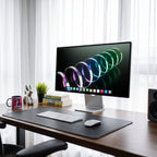 Anello — Apple Studio Display, scena scrivania