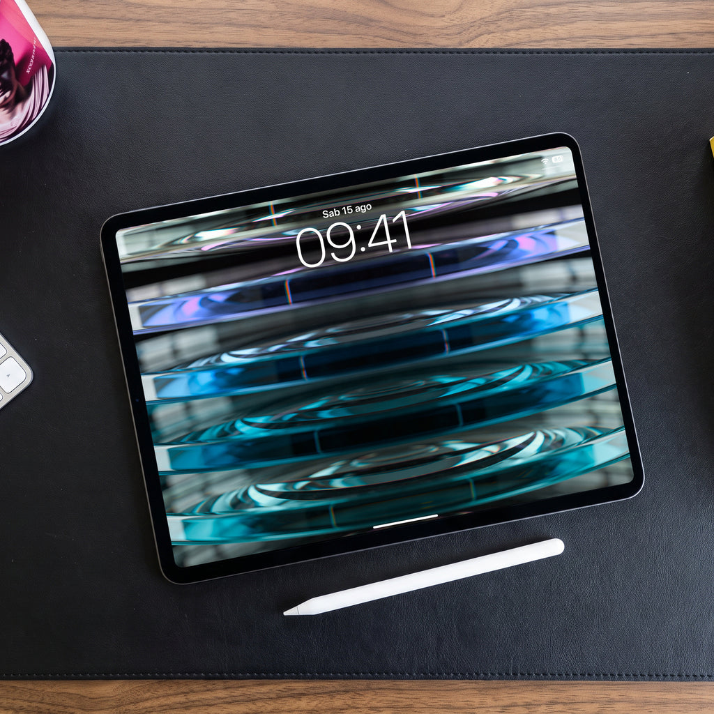 Pila — iPad, scena scrivania